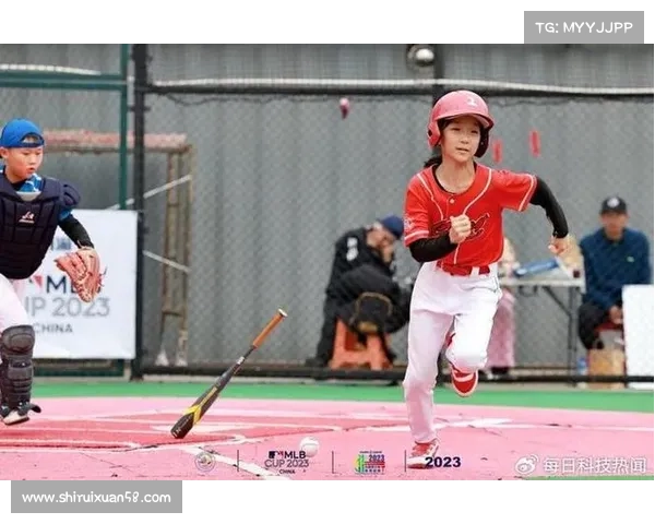 MLB球员走进中国青少年训练营 分享专业经验助力未来棒球人才成长