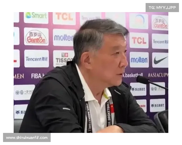 日本对黎巴嫩比赛关键判罚引发教练抗议争议不断裁判决定成焦点